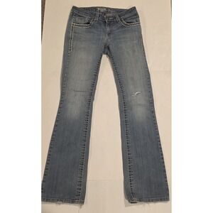 Wrangler Rock 47 Low Rise Blue Denim Embroidered Jeans Women’s Size 28X34